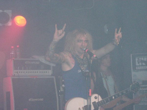 hotleg-live-belfast-26209-038