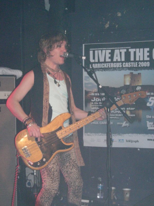 hotleg-live-belfast-26209-056